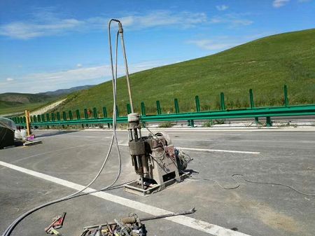 庄河公路地基基础注浆加固